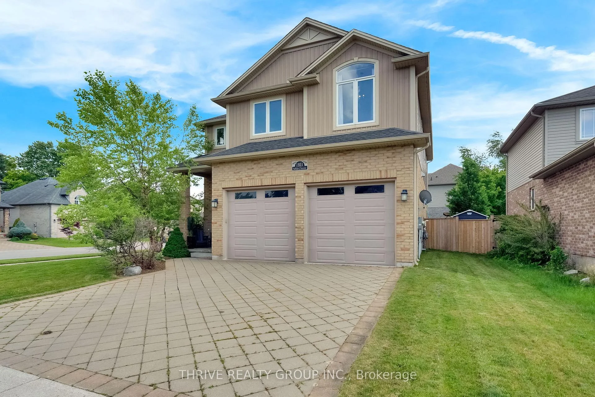 Photo 8 of 1903 Jubilee Crescent, London, North E — HOMEH