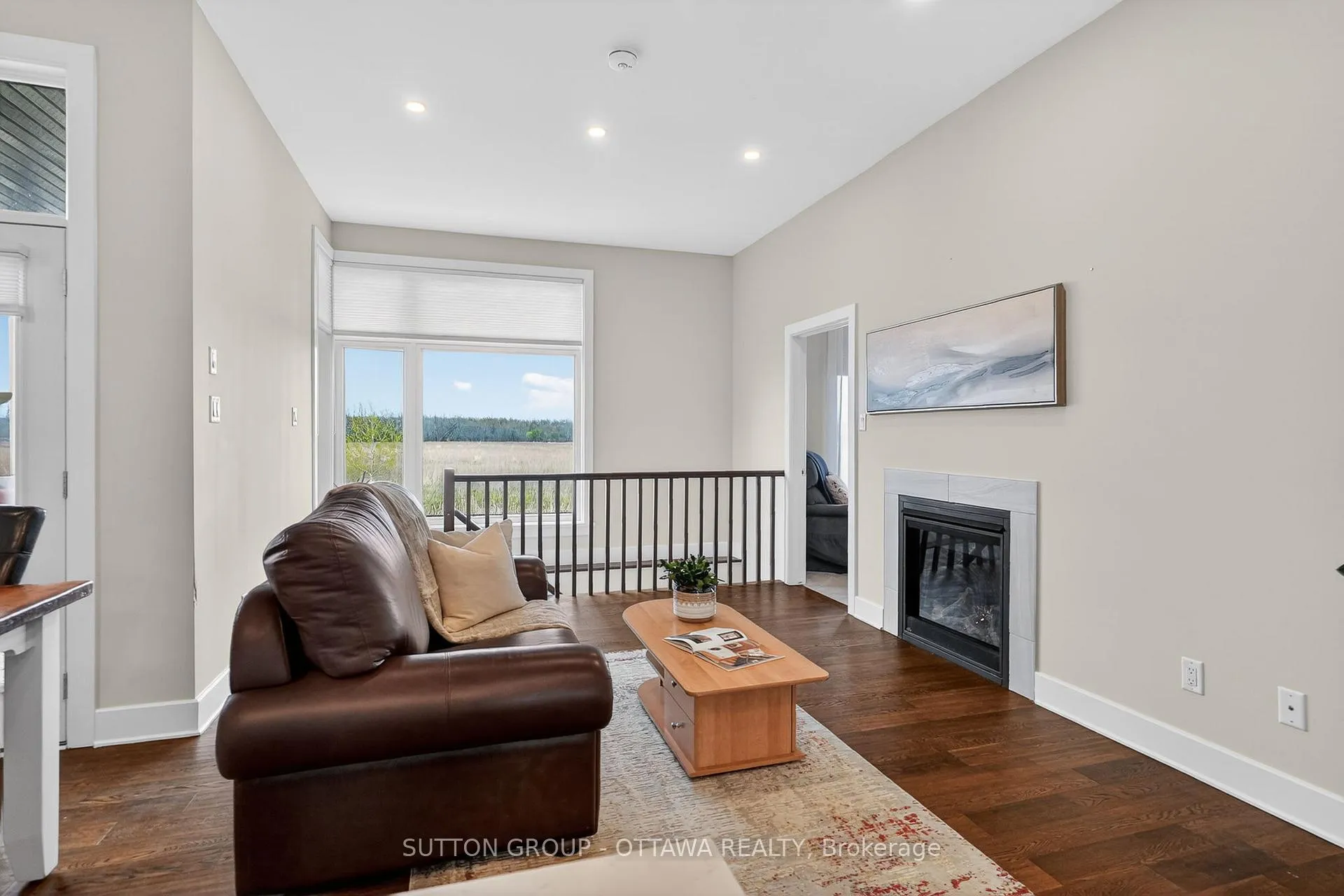 Photo 7 of 105 Dunlop Road, Carleton Place, Carleton Place — HOMEH