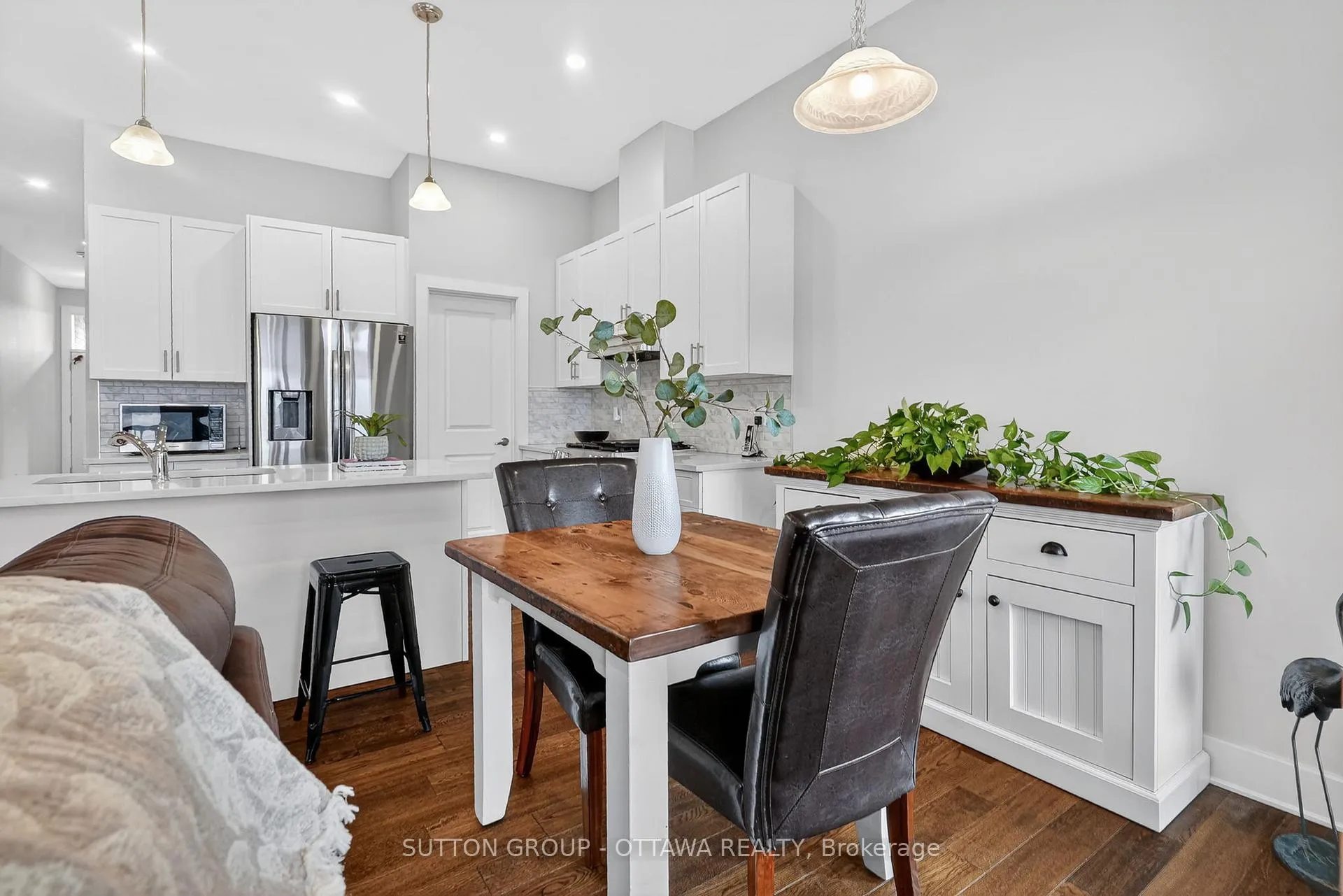 Photo 13 of 105 Dunlop Road, Carleton Place, Carleton Place — HOMEH
