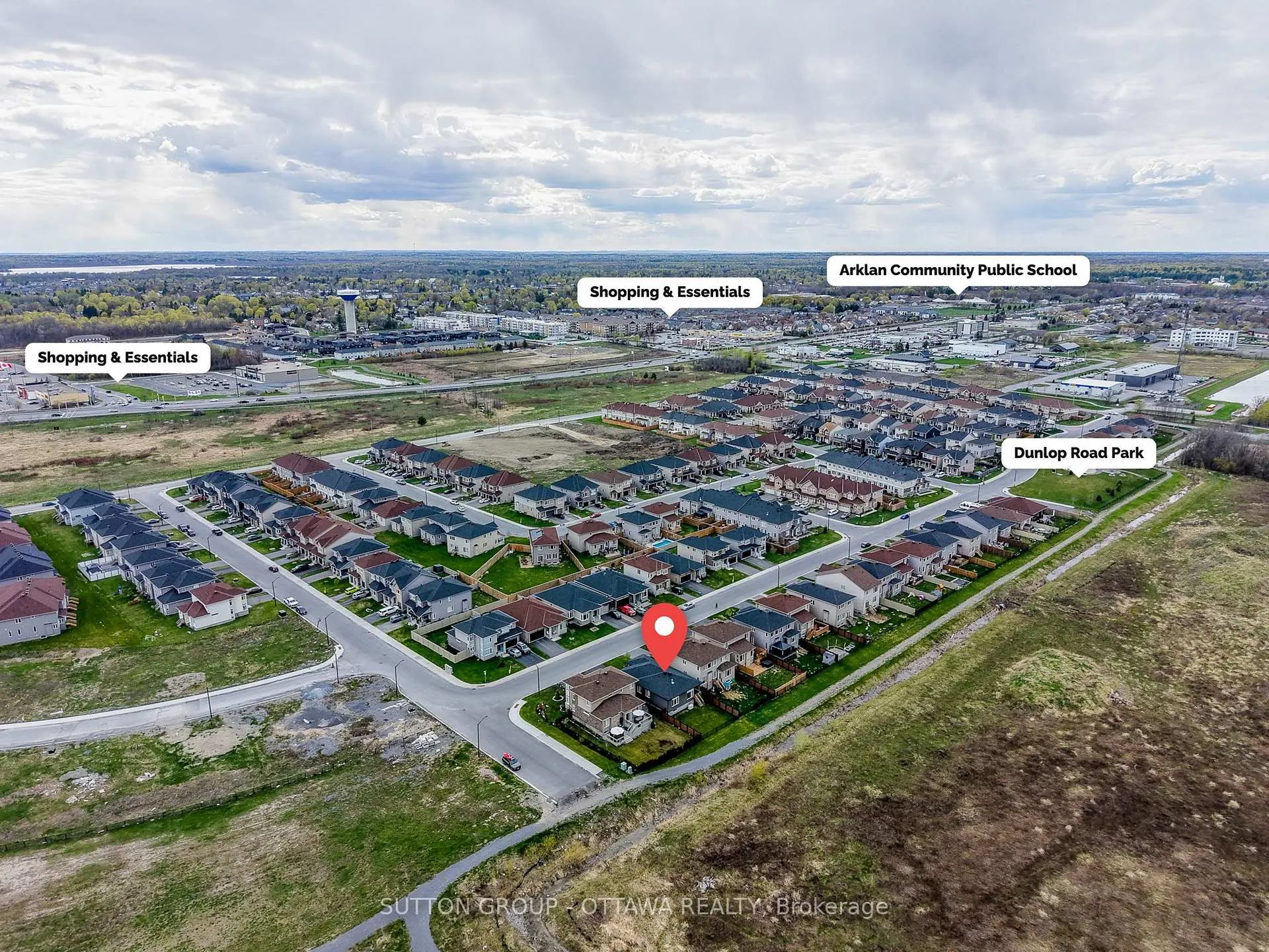 Photo 30 of 105 Dunlop Road, Carleton Place, Carleton Place — HOMEH
