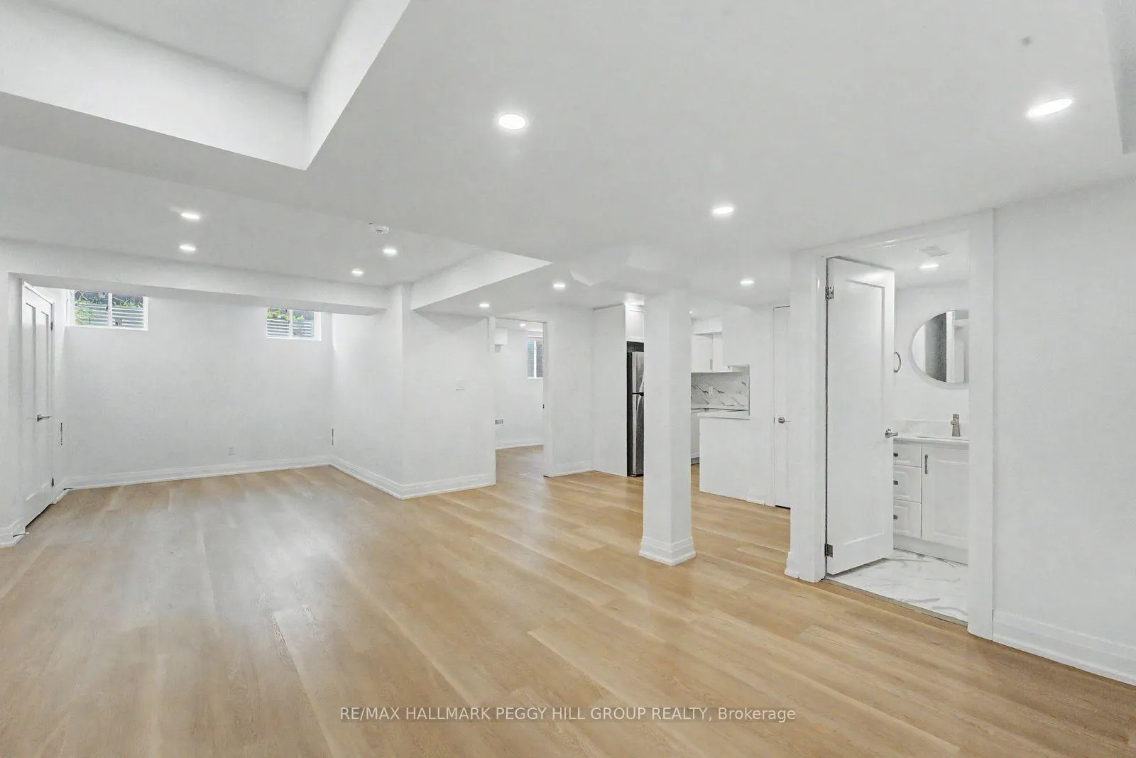Photo 3 of Unit Lower, 76 Nottingham Road, Barrie, Rural Barrie Southeast — HOMEH