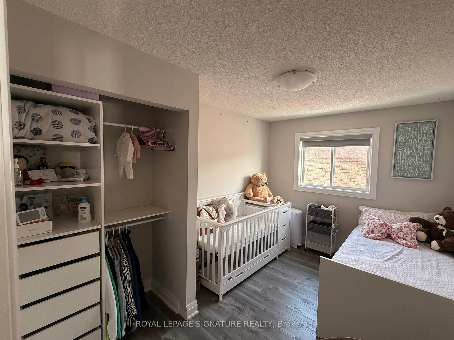 Photo 14 of 118 Athabaska Road, Barrie, Holly — HOMEH