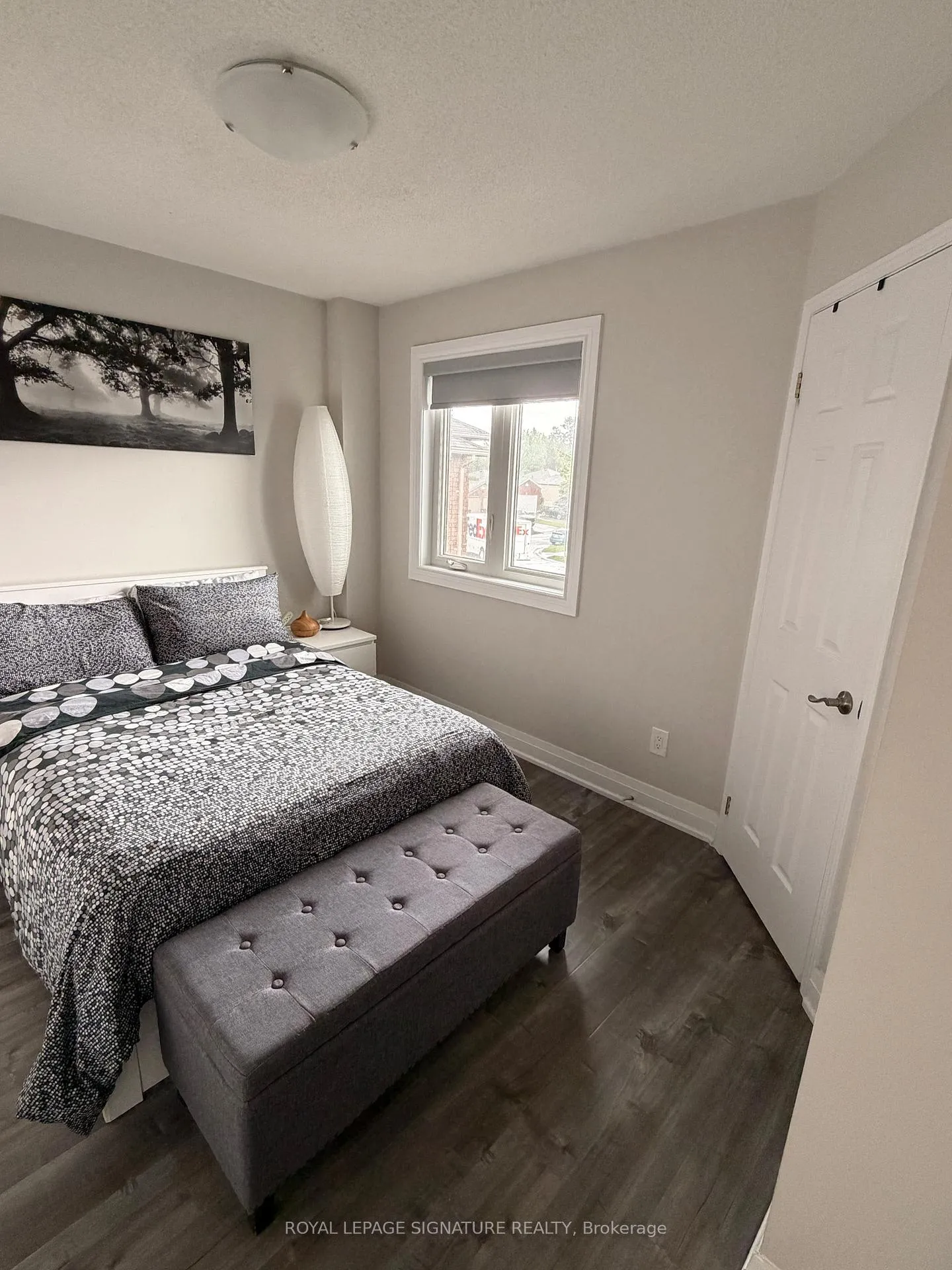 Photo 18 of 118 Athabaska Road, Barrie, Holly — HOMEH