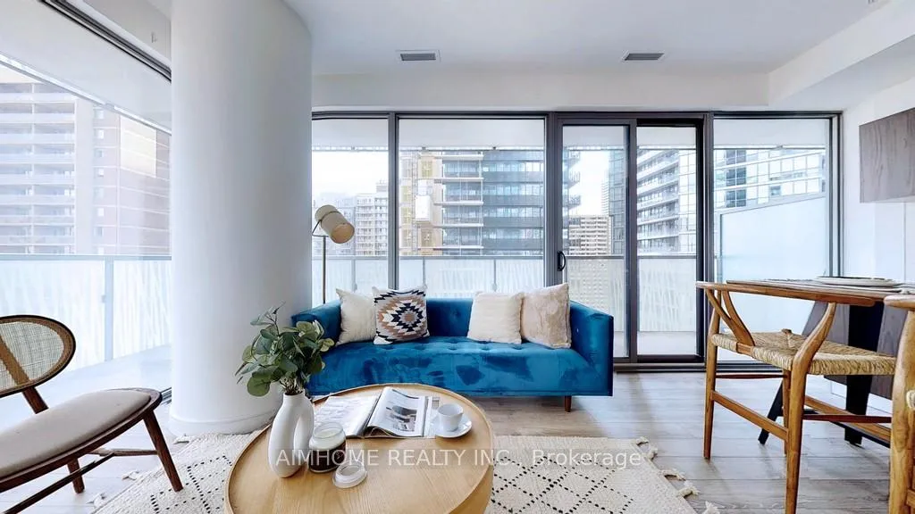 Photo 7 of Unit 1403, 50 Charles Street E, Toronto, Church-Yonge Corridor — HOMEH