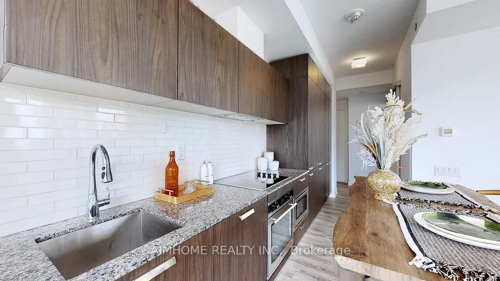 Photo 10 of Unit 1403, 50 Charles Street E, Toronto, Church-Yonge Corridor — HOMEH
