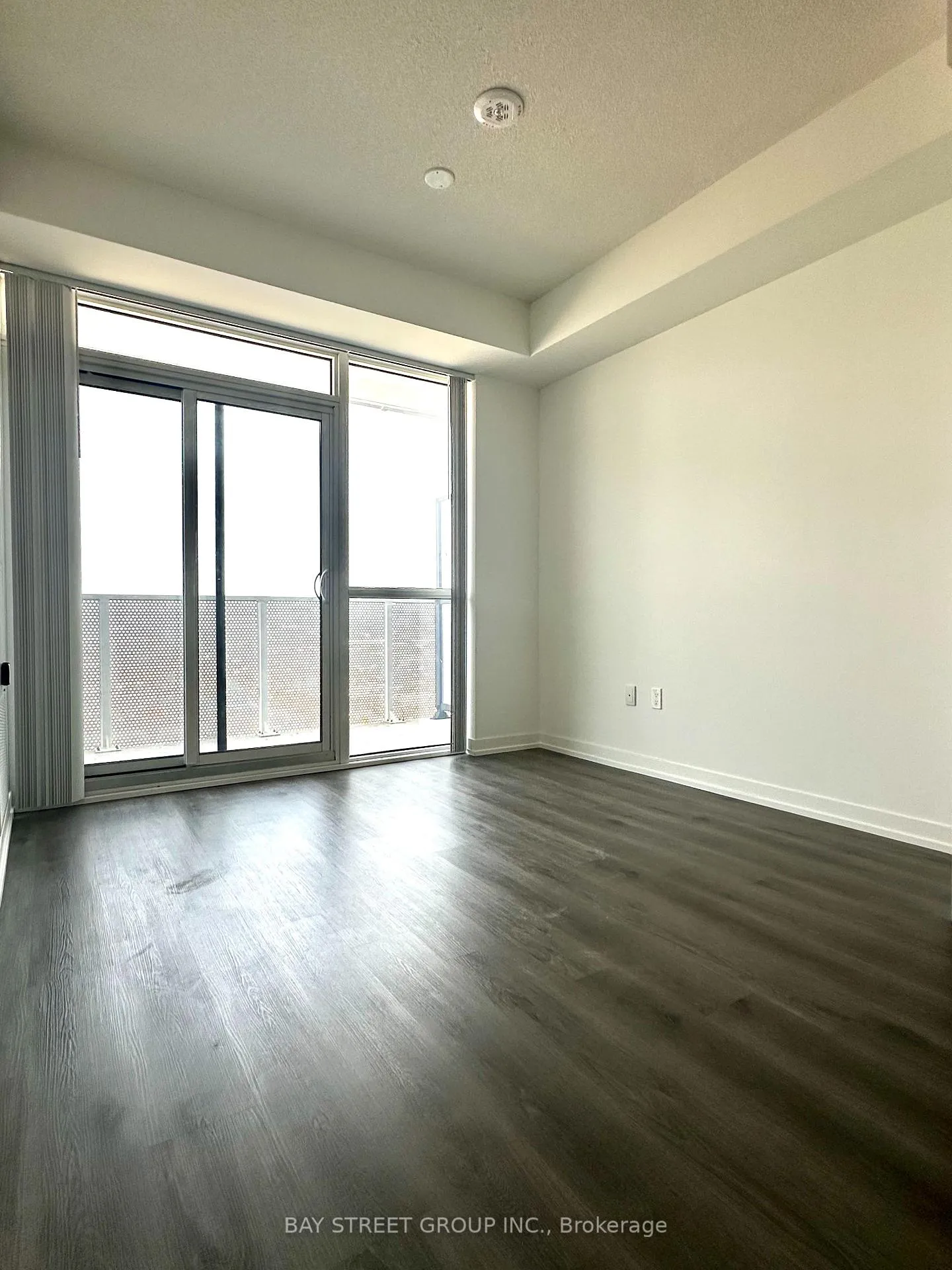 Photo 8 of Unit 1608, 28 Interchange Way, Vaughan, Vaughan Corporate Centre — HOMEH