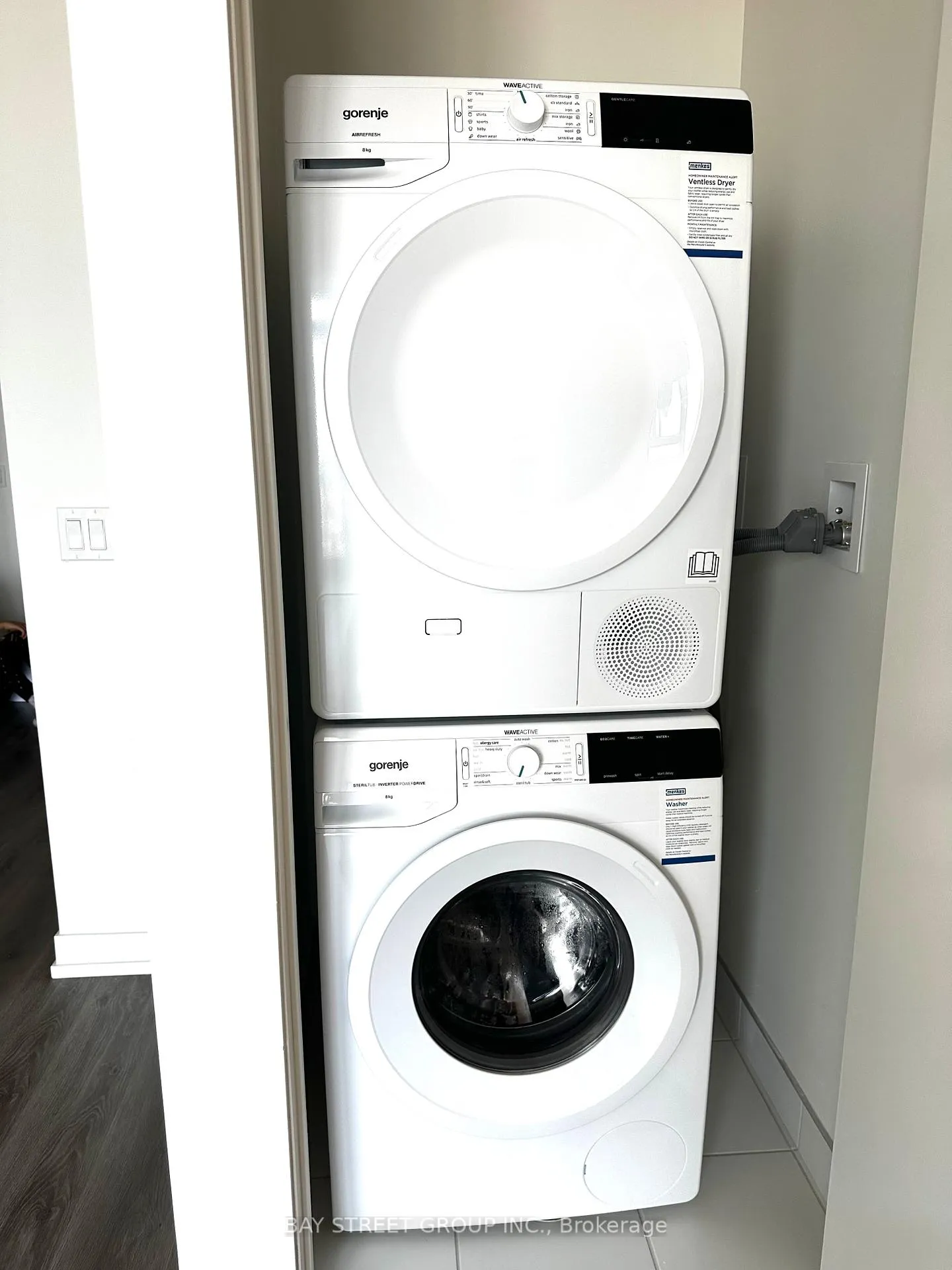 Photo 13 of Unit 1608, 28 Interchange Way, Vaughan, Vaughan Corporate Centre — HOMEH