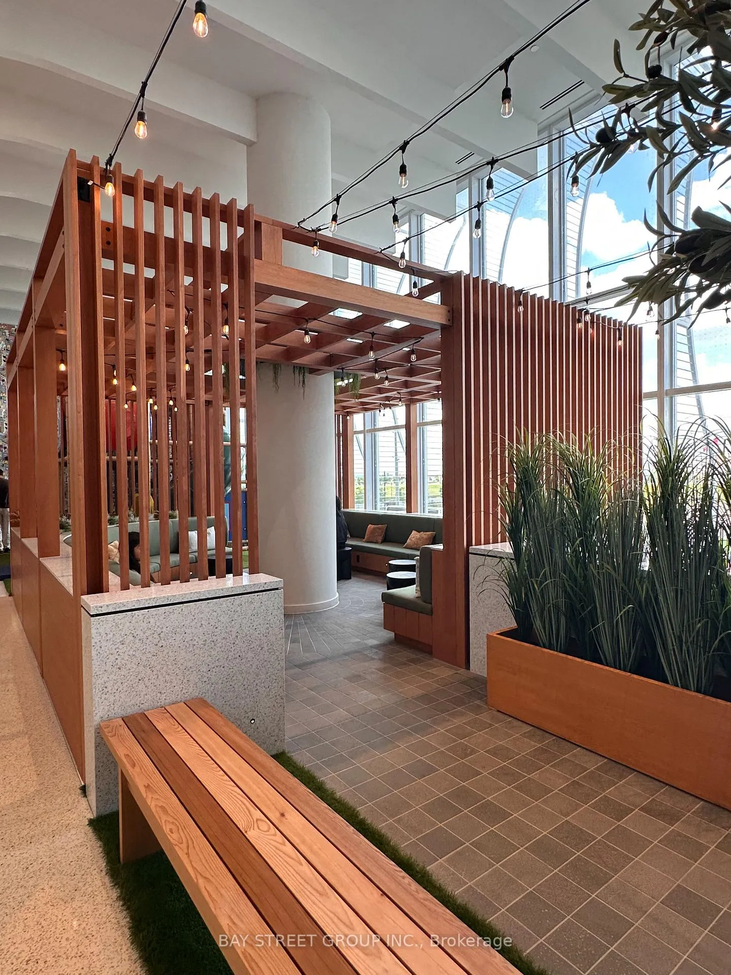 Photo 19 of Unit 1608, 28 Interchange Way, Vaughan, Vaughan Corporate Centre — HOMEH