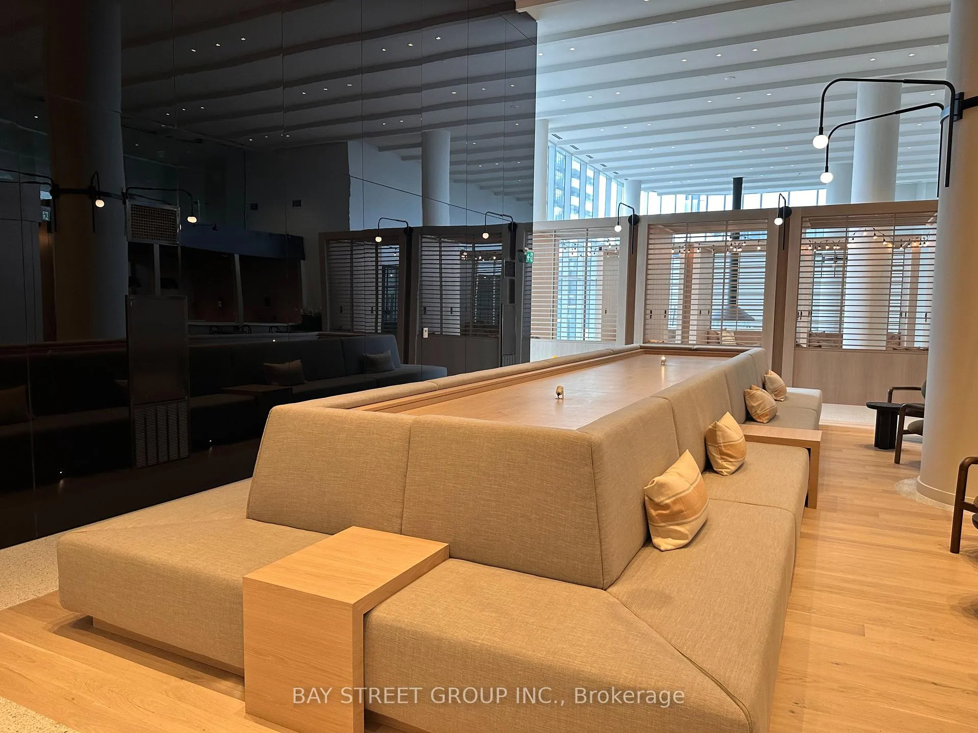 Photo 22 of Unit 1608, 28 Interchange Way, Vaughan, Vaughan Corporate Centre — HOMEH