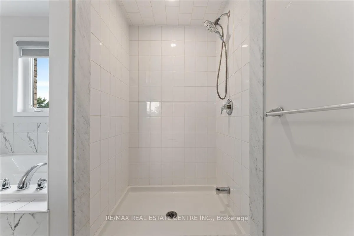 Photo 33 of 119 Cuesta Heights, Hamilton, Stoney Creek Mountain — HOMEH