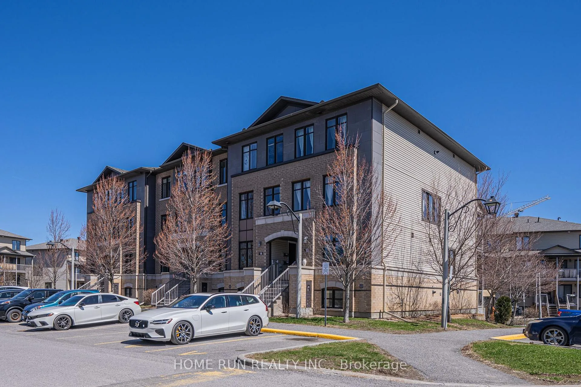 Photo 2 of Unit 20, 12 Argent Private, Ottawa, Kanata - Morgan's Grant/South March — HOMEH