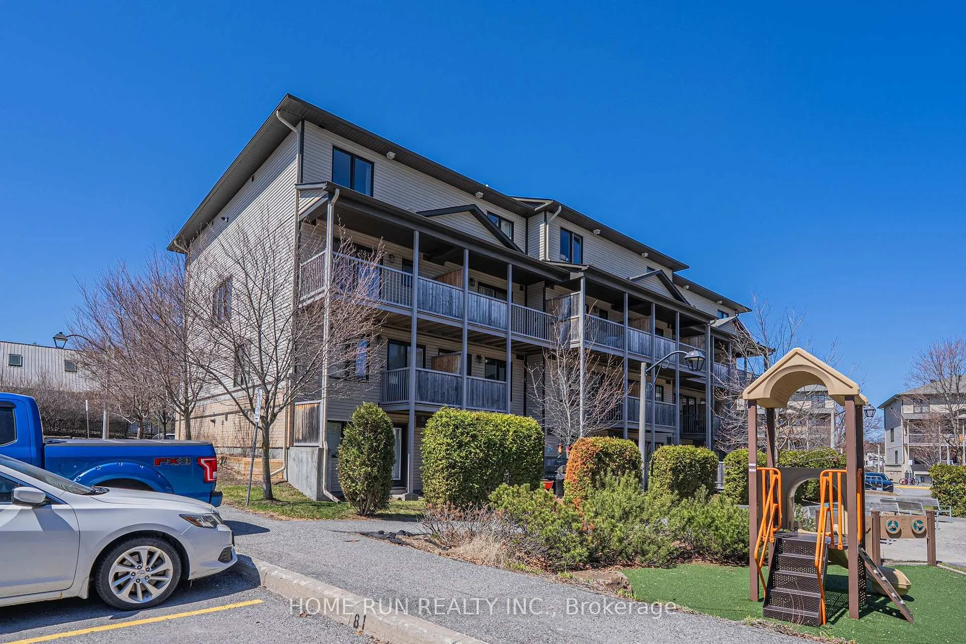 Photo 3 of Unit 20, 12 Argent Private, Ottawa, Kanata - Morgan's Grant/South March — HOMEH