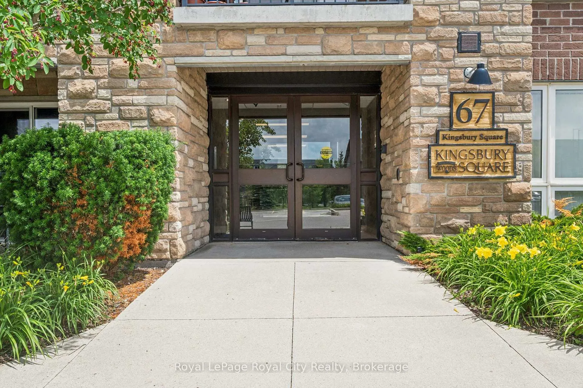 Photo 3 of Unit 111, 67 Kingsbury Square, Guelph, Pineridge/Westminster Woods — HOMEH