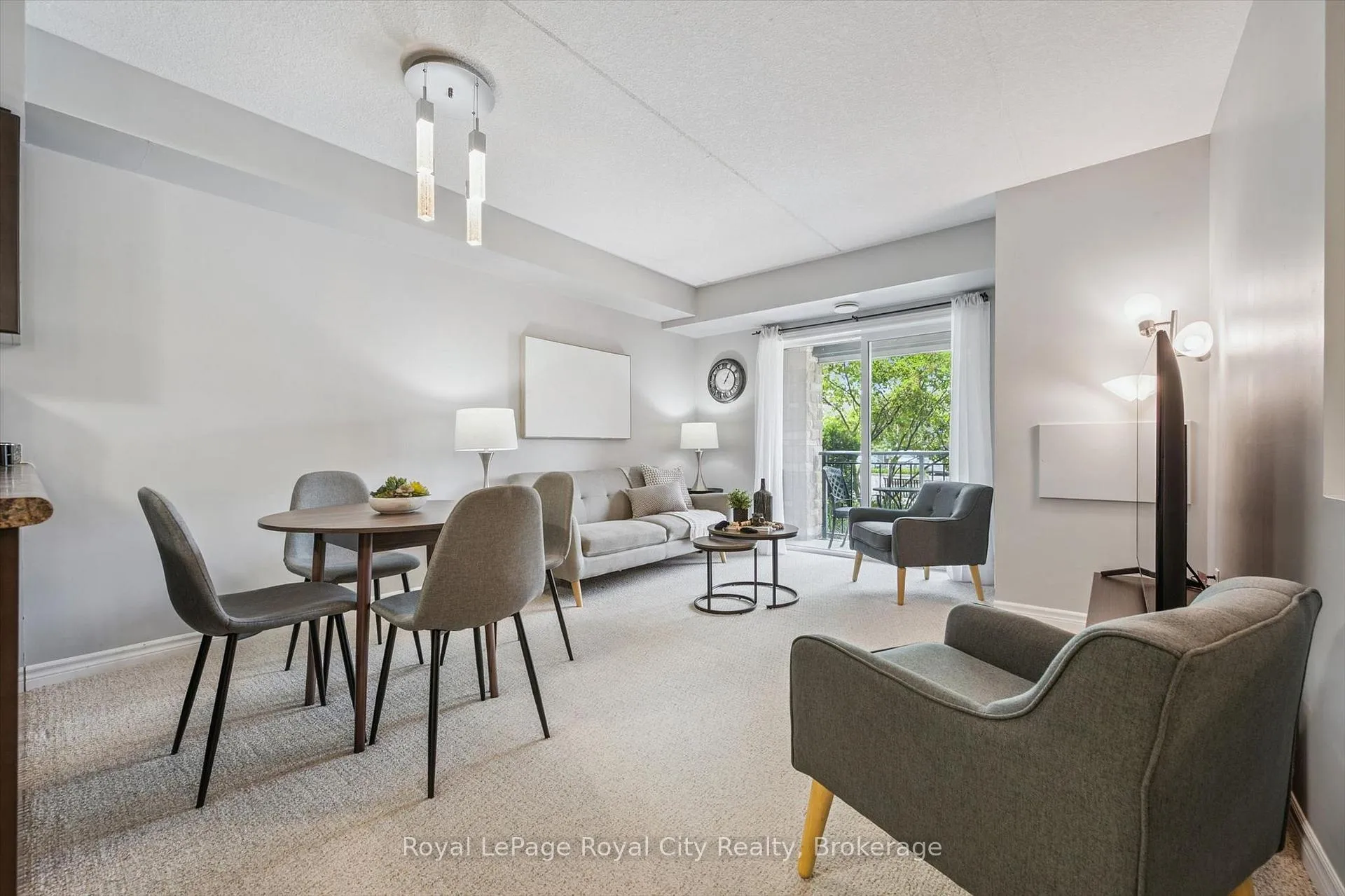 Photo 6 of Unit 111, 67 Kingsbury Square, Guelph, Pineridge/Westminster Woods — HOMEH