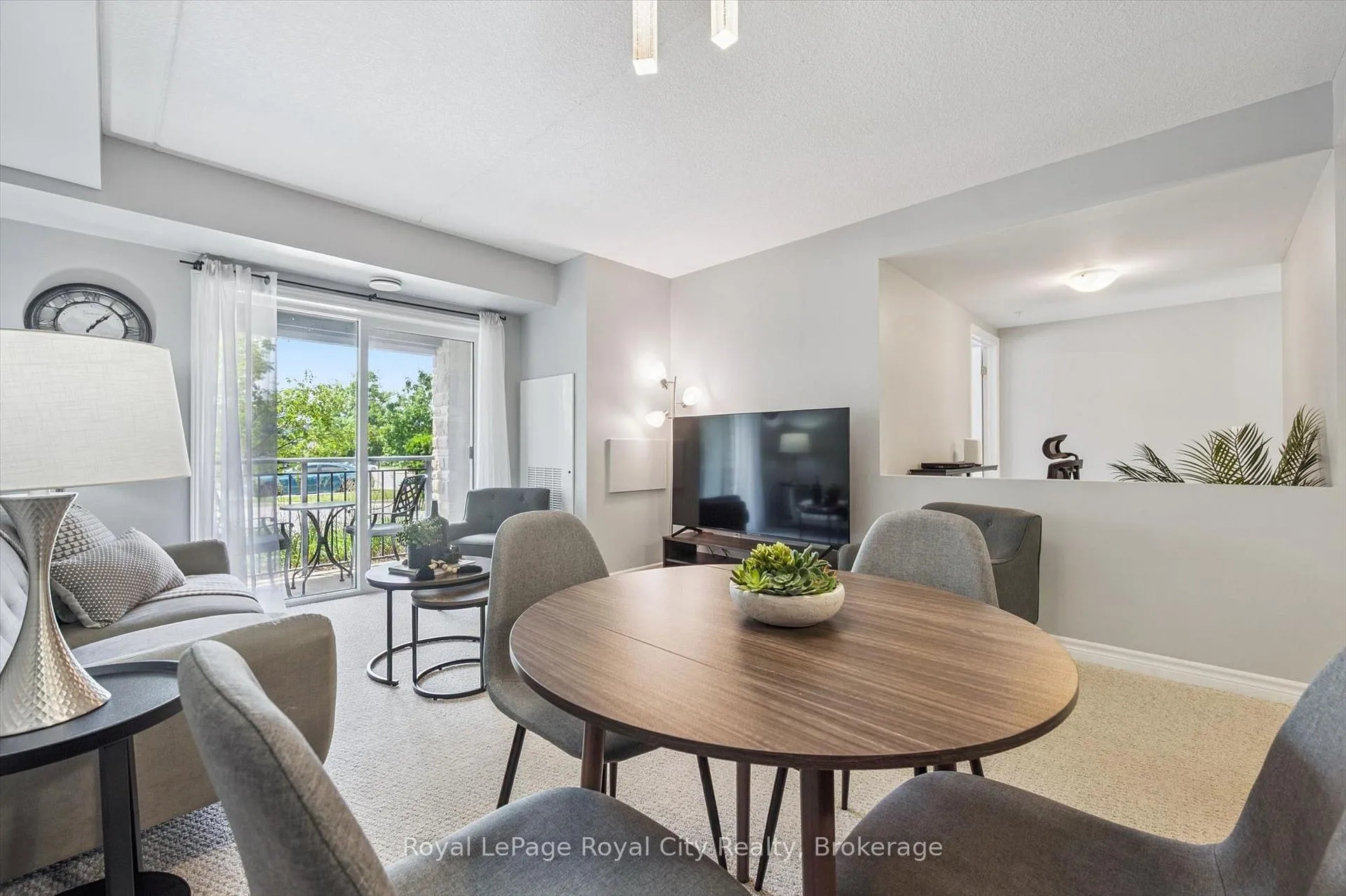 Photo 12 of Unit 111, 67 Kingsbury Square, Guelph, Pineridge/Westminster Woods — HOMEH