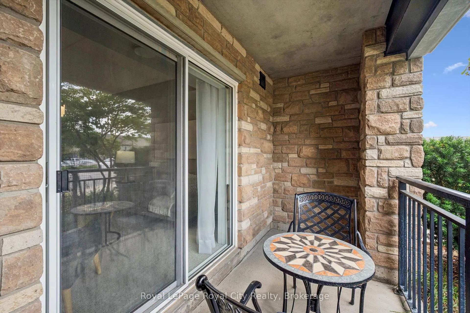 Photo 24 of Unit 111, 67 Kingsbury Square, Guelph, Pineridge/Westminster Woods — HOMEH