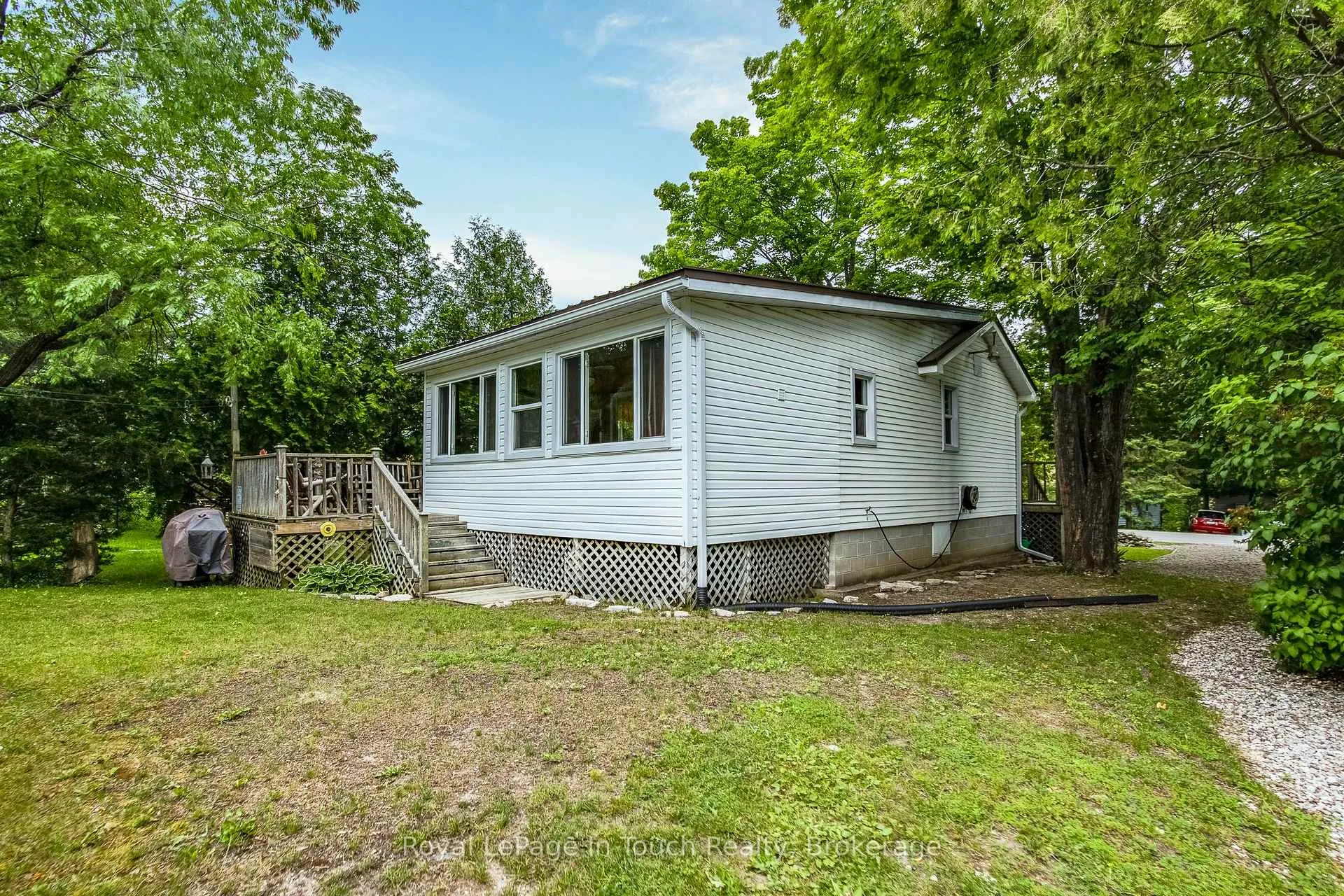 Photo 6 of 9 Earldom Boulevard, Tay, Port McNicoll — HOMEH