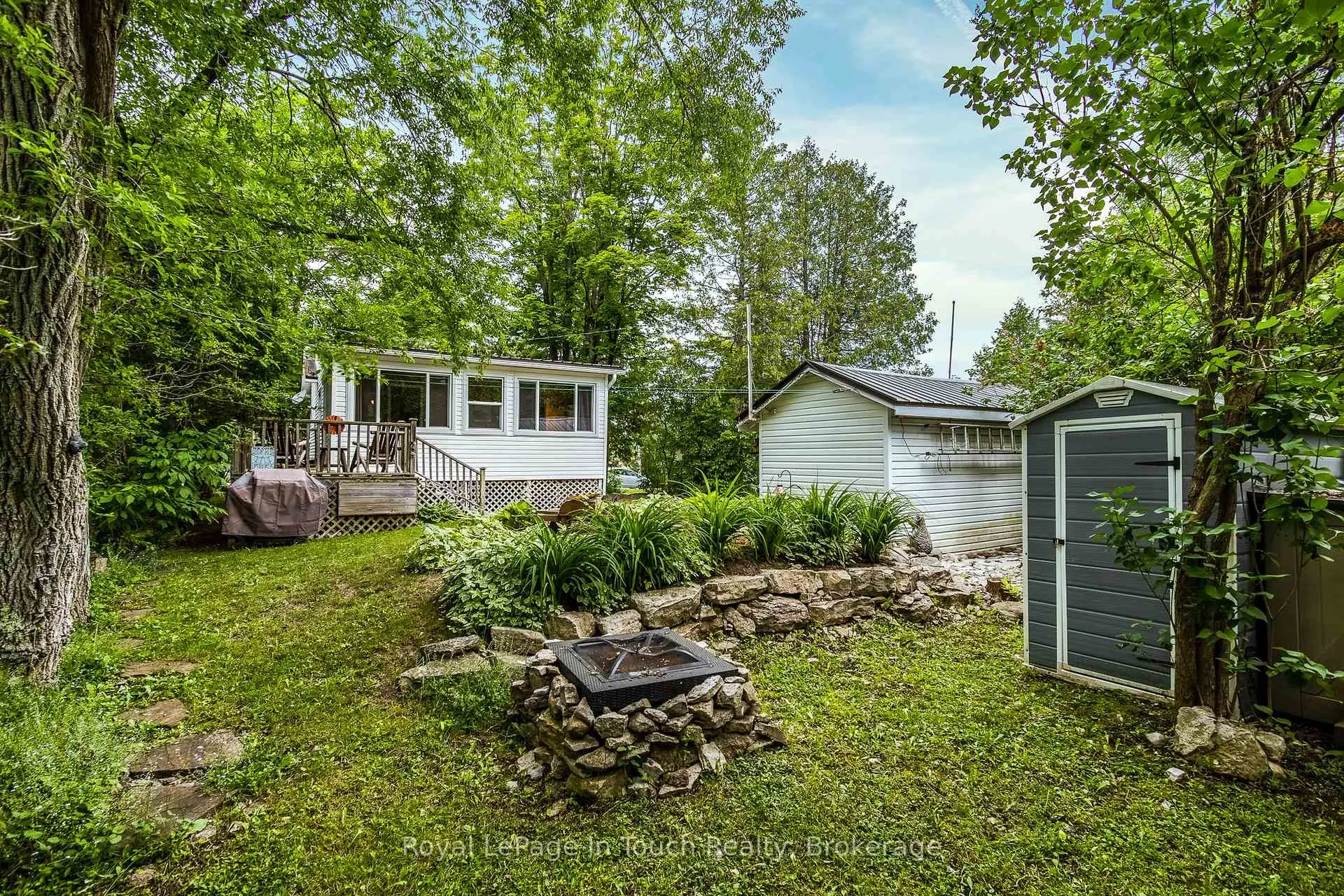 Photo 8 of 9 Earldom Boulevard, Tay, Port McNicoll — HOMEH