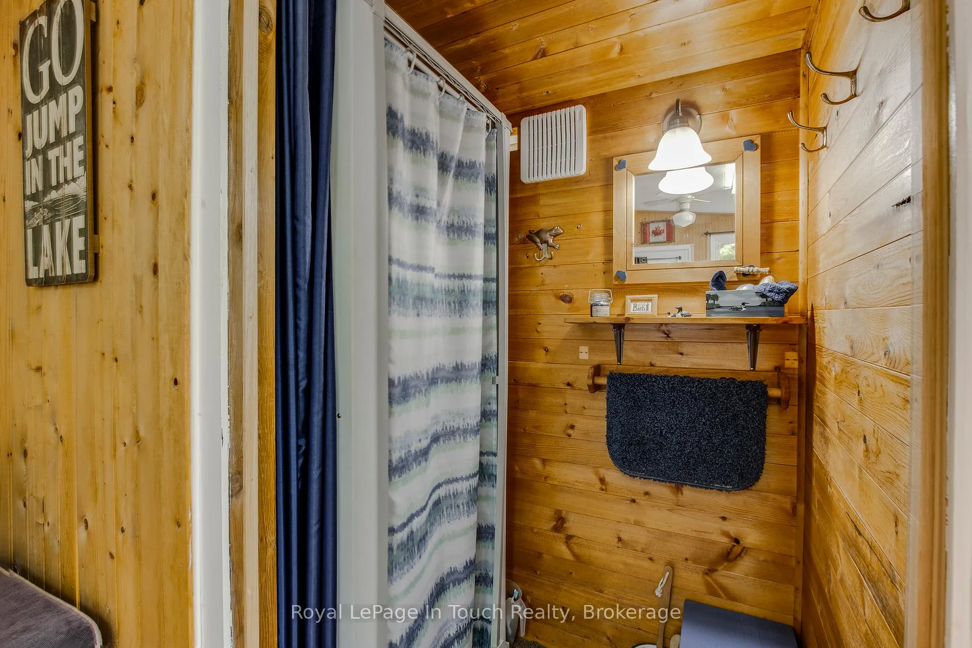 Photo 22 of 9 Earldom Boulevard, Tay, Port McNicoll — HOMEH