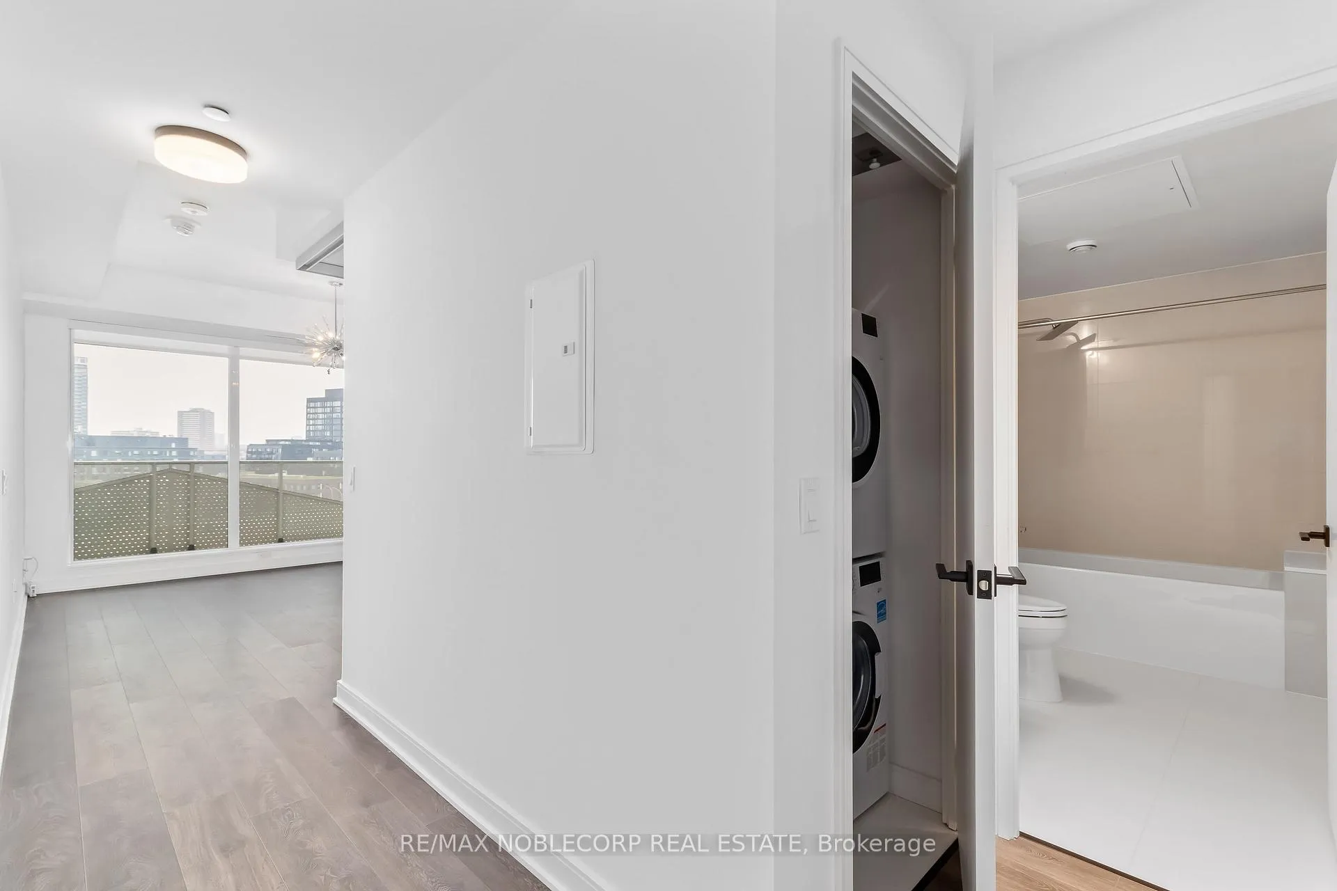 Photo 10 of Unit 919, 60 Tannery Road, Toronto, Waterfront Communities — HOMEH