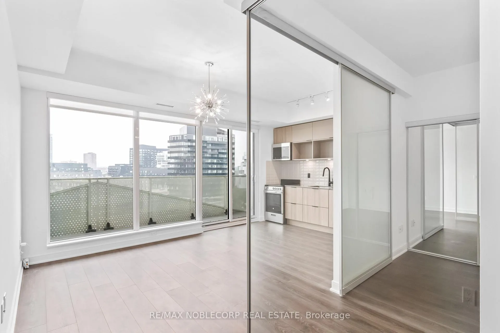 Photo 15 of Unit 919, 60 Tannery Road, Toronto, Waterfront Communities — HOMEH