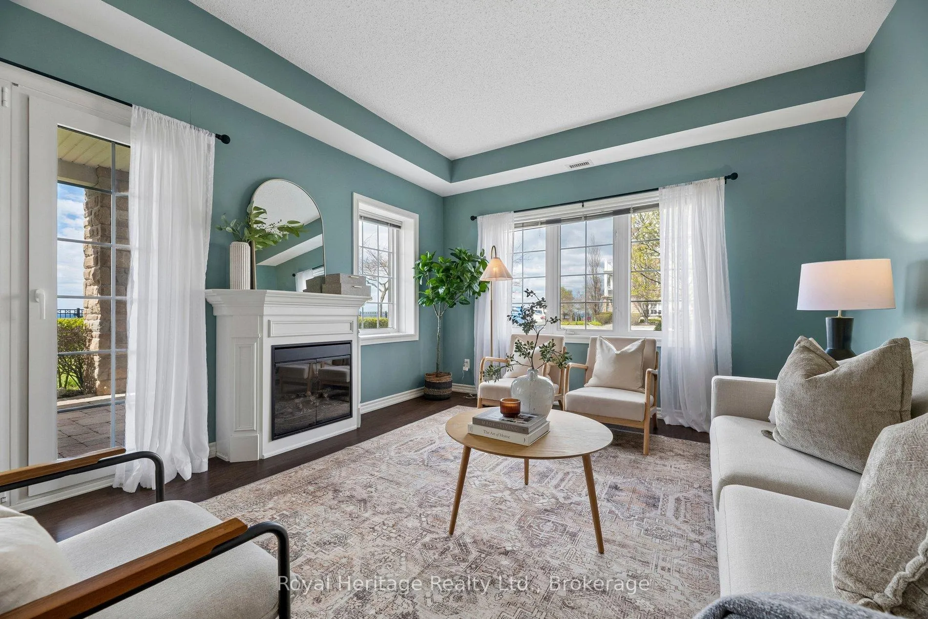Photo 5 of Unit 101, 385 Lakebreeze Drive, Clarington, Newcastle — HOMEH