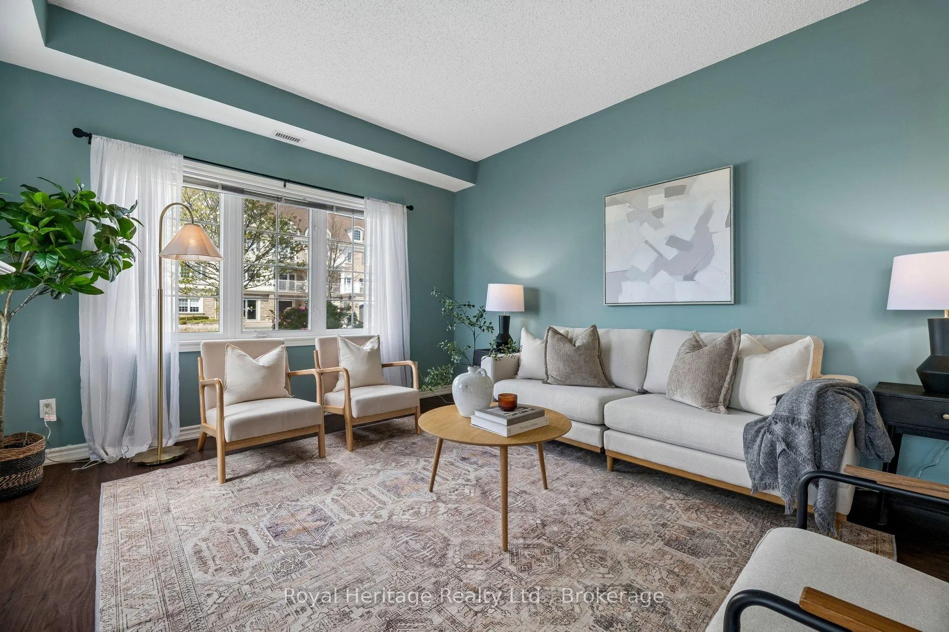 Photo 6 of Unit 101, 385 Lakebreeze Drive, Clarington, Newcastle — HOMEH
