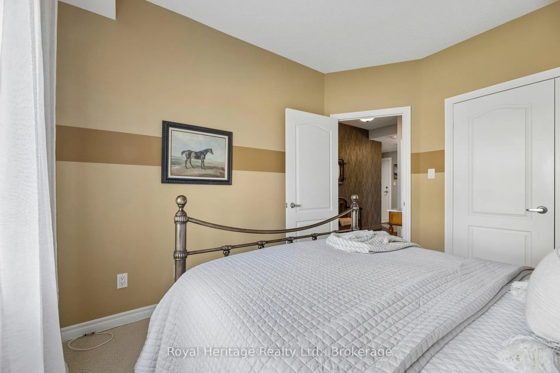 Photo 20 of Unit 101, 385 Lakebreeze Drive, Clarington, Newcastle — HOMEH