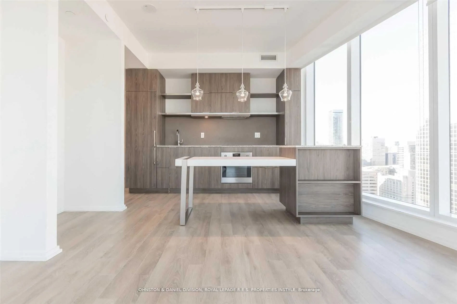 Photo 5 of Unit 2502, 197 Yonge Street, Toronto, Church-Yonge Corridor — HOMEH