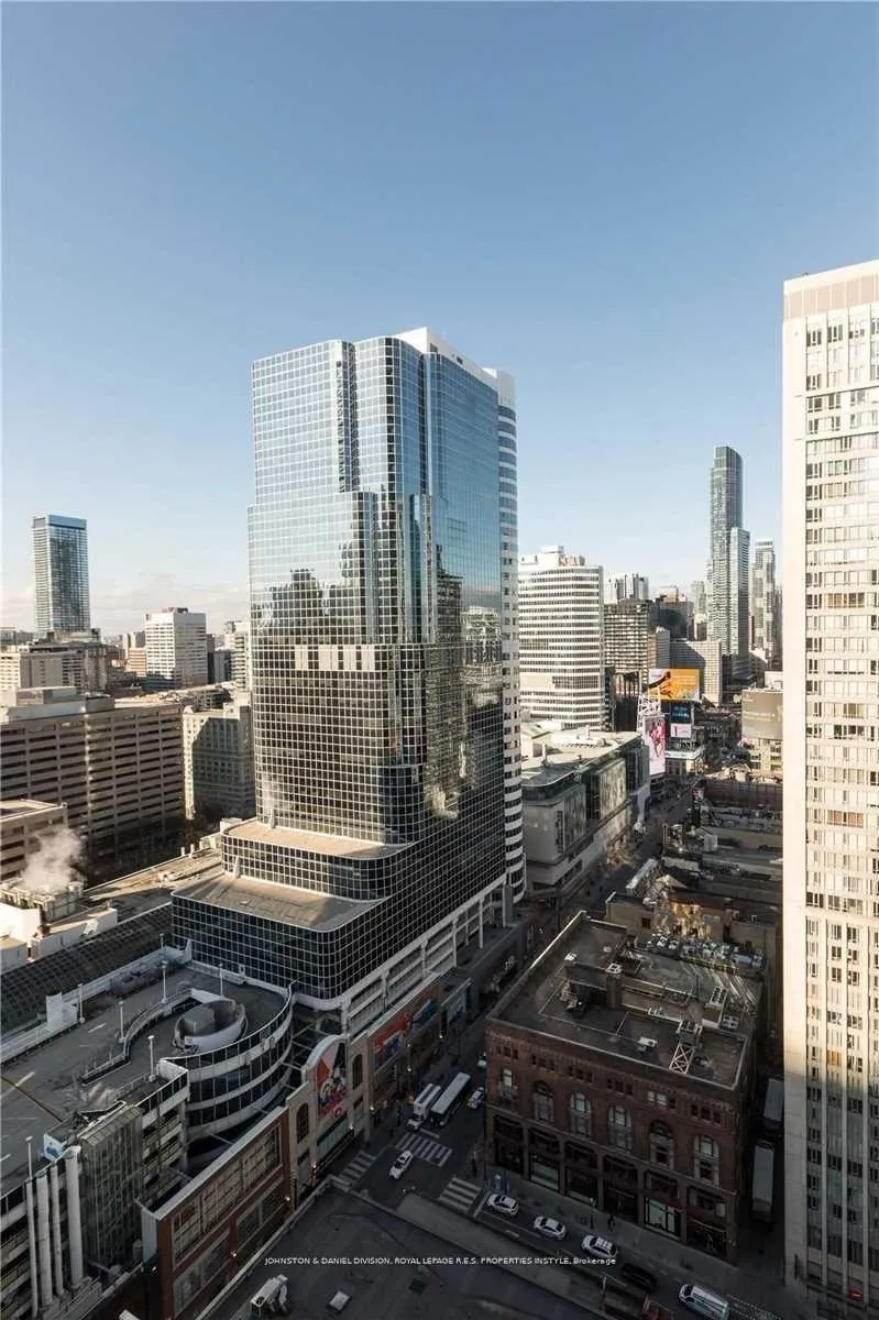 Photo 20 of Unit 2502, 197 Yonge Street, Toronto, Church-Yonge Corridor — HOMEH