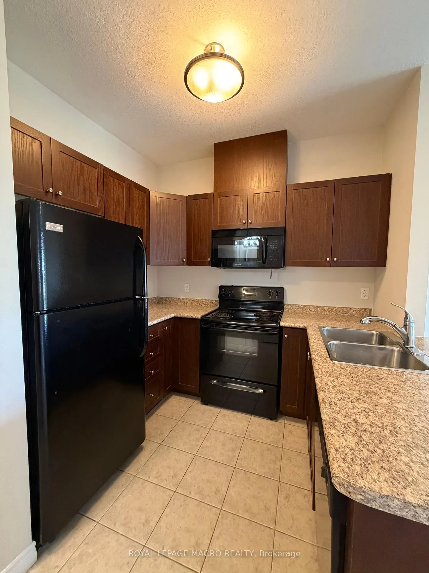 Photo 4 of Unit 312, 3200 Regional Road 56, Hamilton, Binbrook — HOMEH