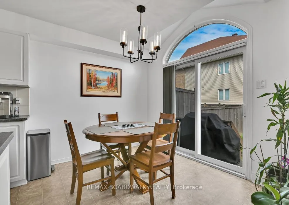 Photo 10 of 1160 Halton Terrace, Ottawa, Kanata - Morgan's Grant/South March — HOMEH