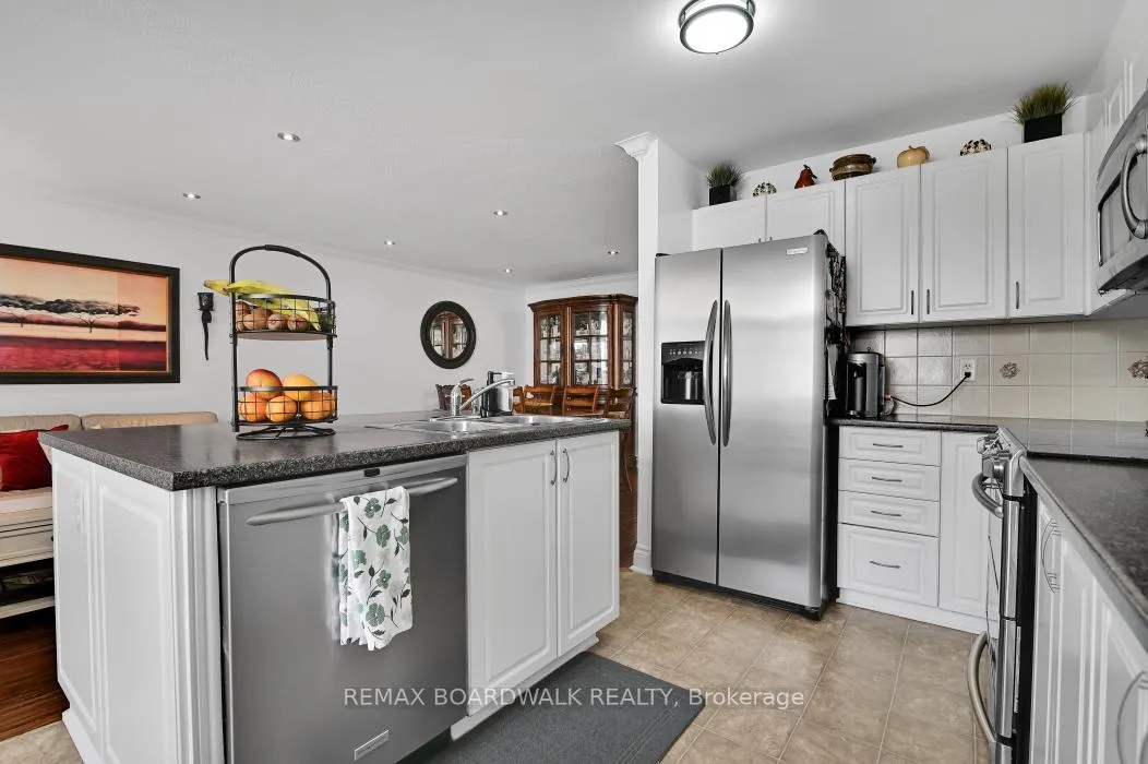 Photo 12 of 1160 Halton Terrace, Ottawa, Kanata - Morgan's Grant/South March — HOMEH
