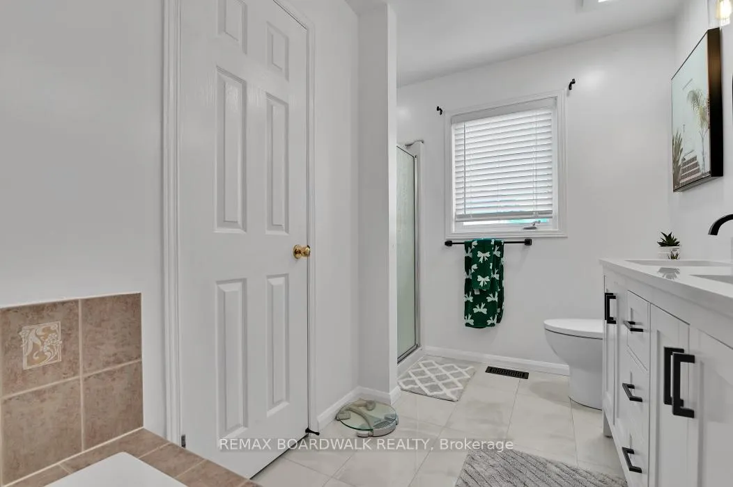 Photo 18 of 1160 Halton Terrace, Ottawa, Kanata - Morgan's Grant/South March — HOMEH