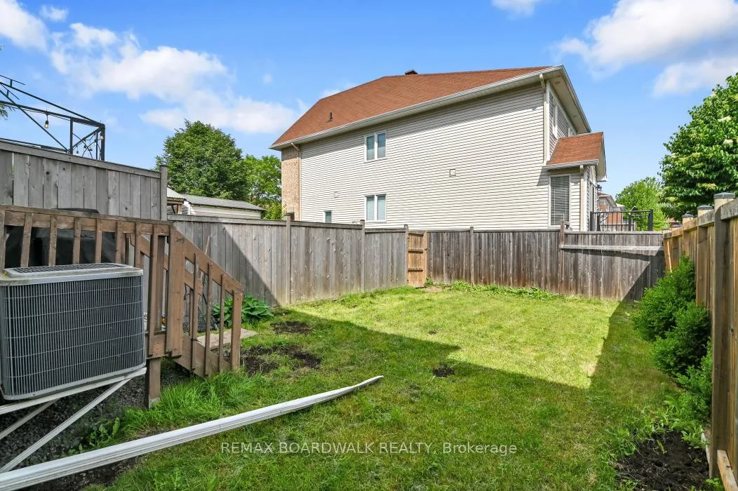 Photo 29 of 1160 Halton Terrace, Ottawa, Kanata - Morgan's Grant/South March — HOMEH