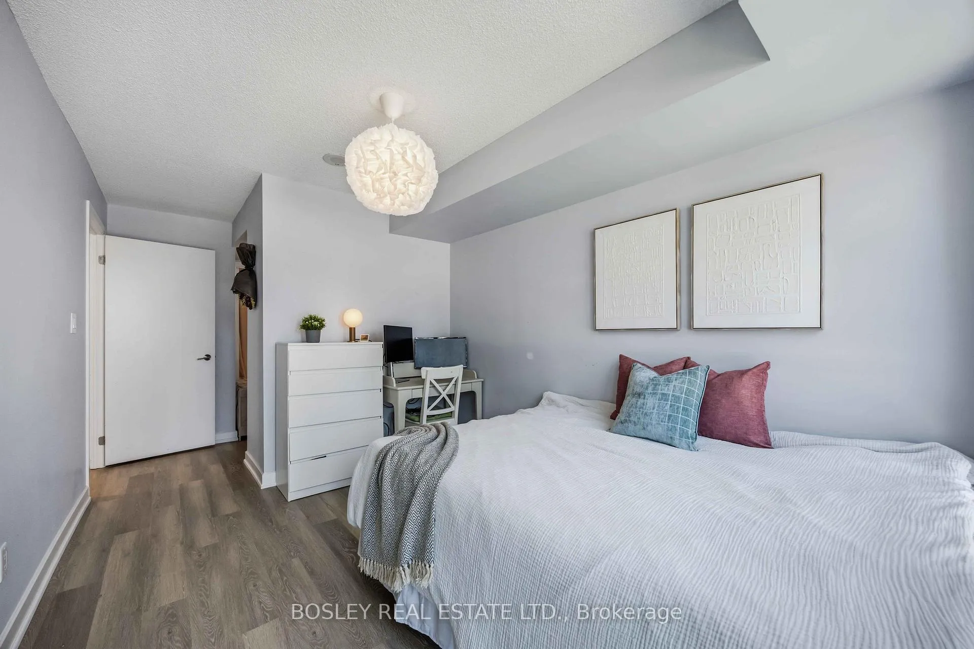 Photo 15 of Unit 1001, 18 Harbour Street, Toronto, Waterfront Communities — HOMEH