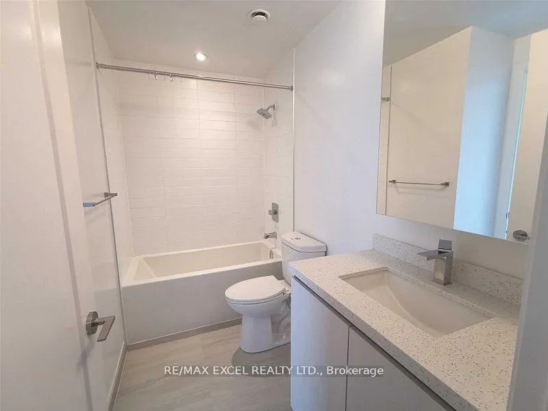 Photo 4 of Unit 210, 396 Highway 7 E, Richmond Hill, Doncrest — HOMEH