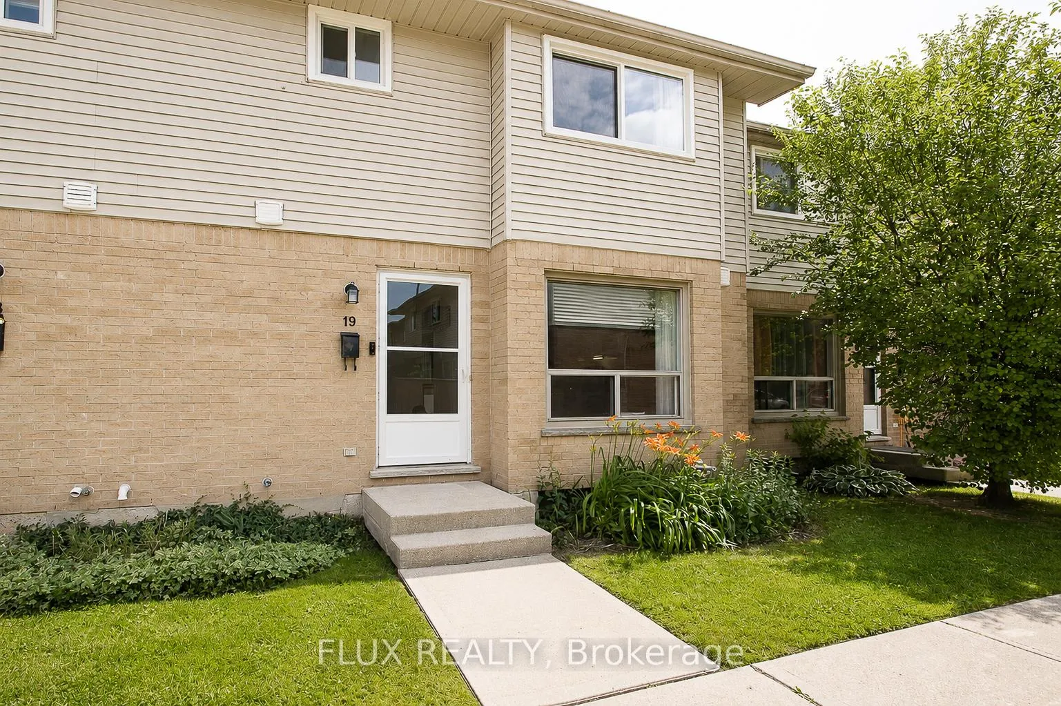 Photo 3 of Unit 19, 595 Third Street, London, East H — HOMEH