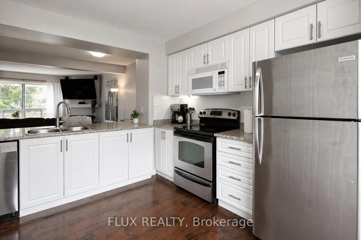 Photo 5 of Unit 19, 595 Third Street, London, East H — HOMEH