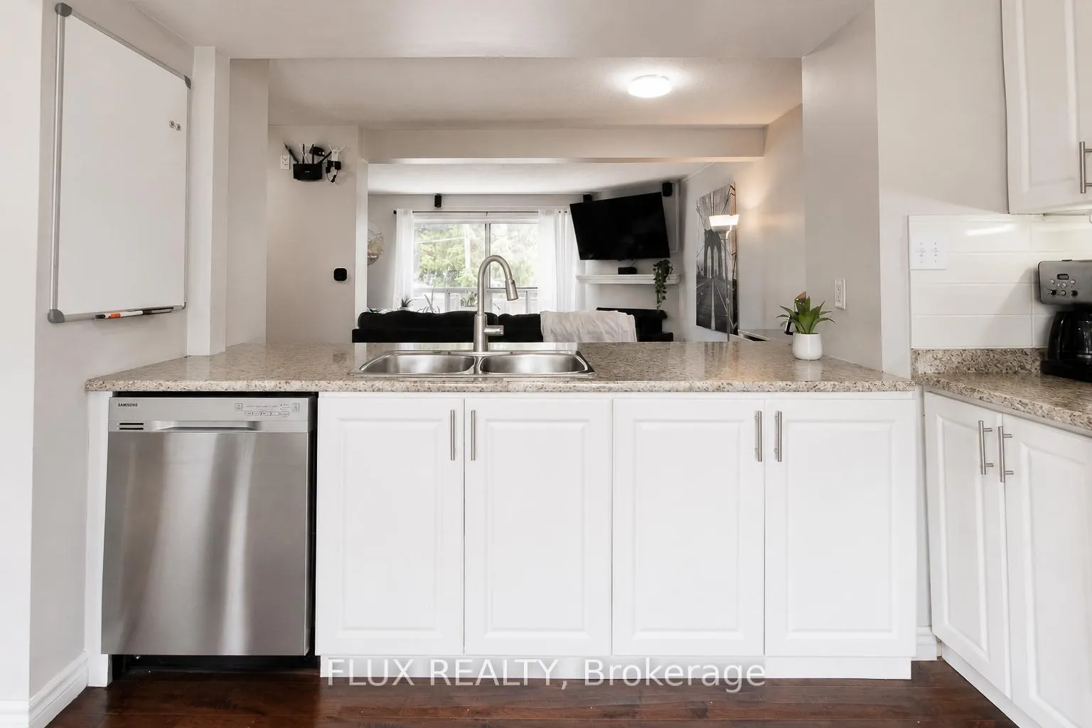 Photo 9 of Unit 19, 595 Third Street, London, East H — HOMEH