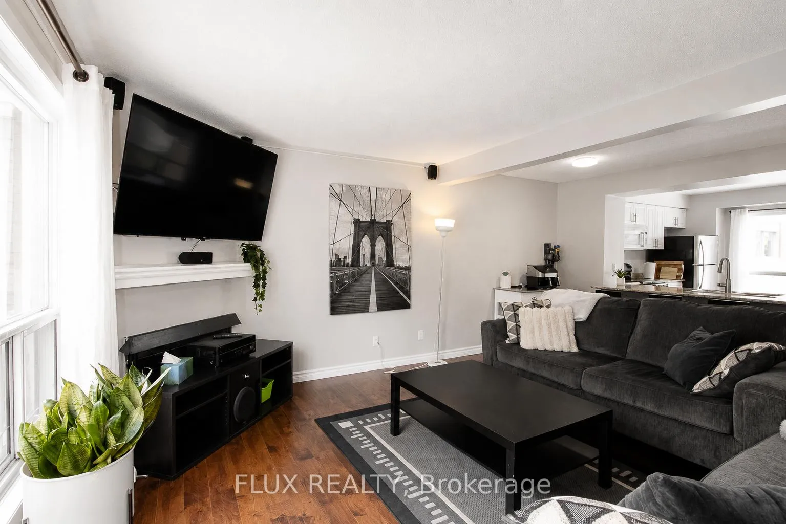 Photo 11 of Unit 19, 595 Third Street, London, East H — HOMEH
