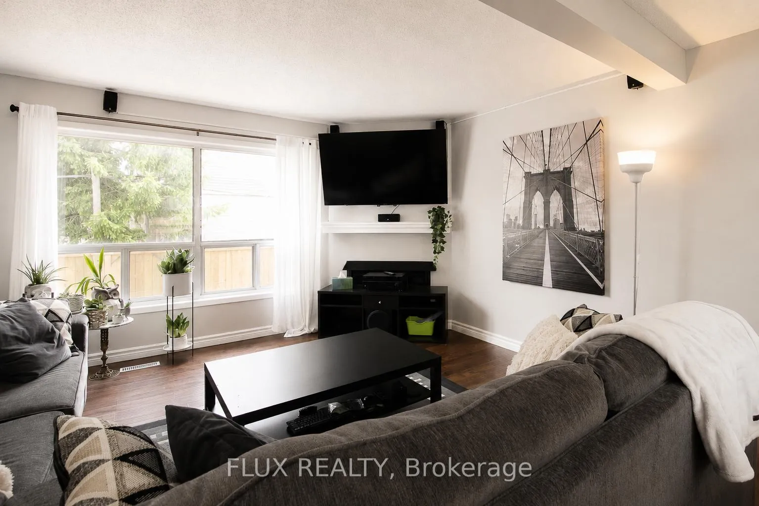 Photo 13 of Unit 19, 595 Third Street, London, East H — HOMEH