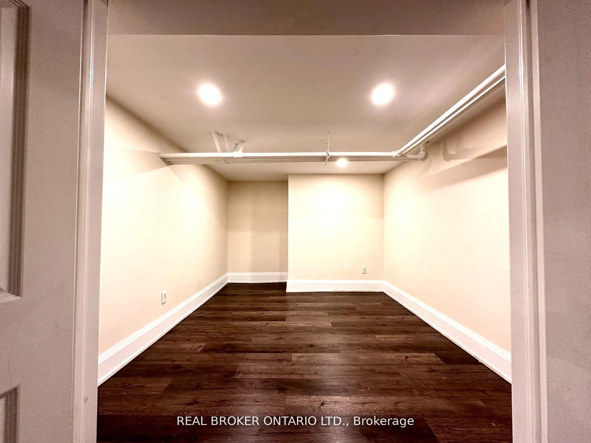 Photo 15 of 25 Cheritan Avenue, Toronto, Lawrence Park South — HOMEH