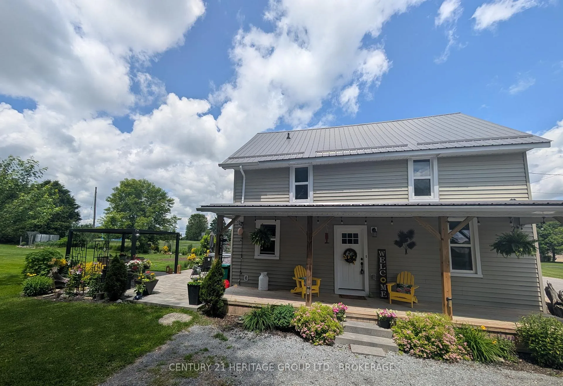 Photo 1 of 269 Simmons Road, Loyalist, Lennox and Addington - South — HOMEH