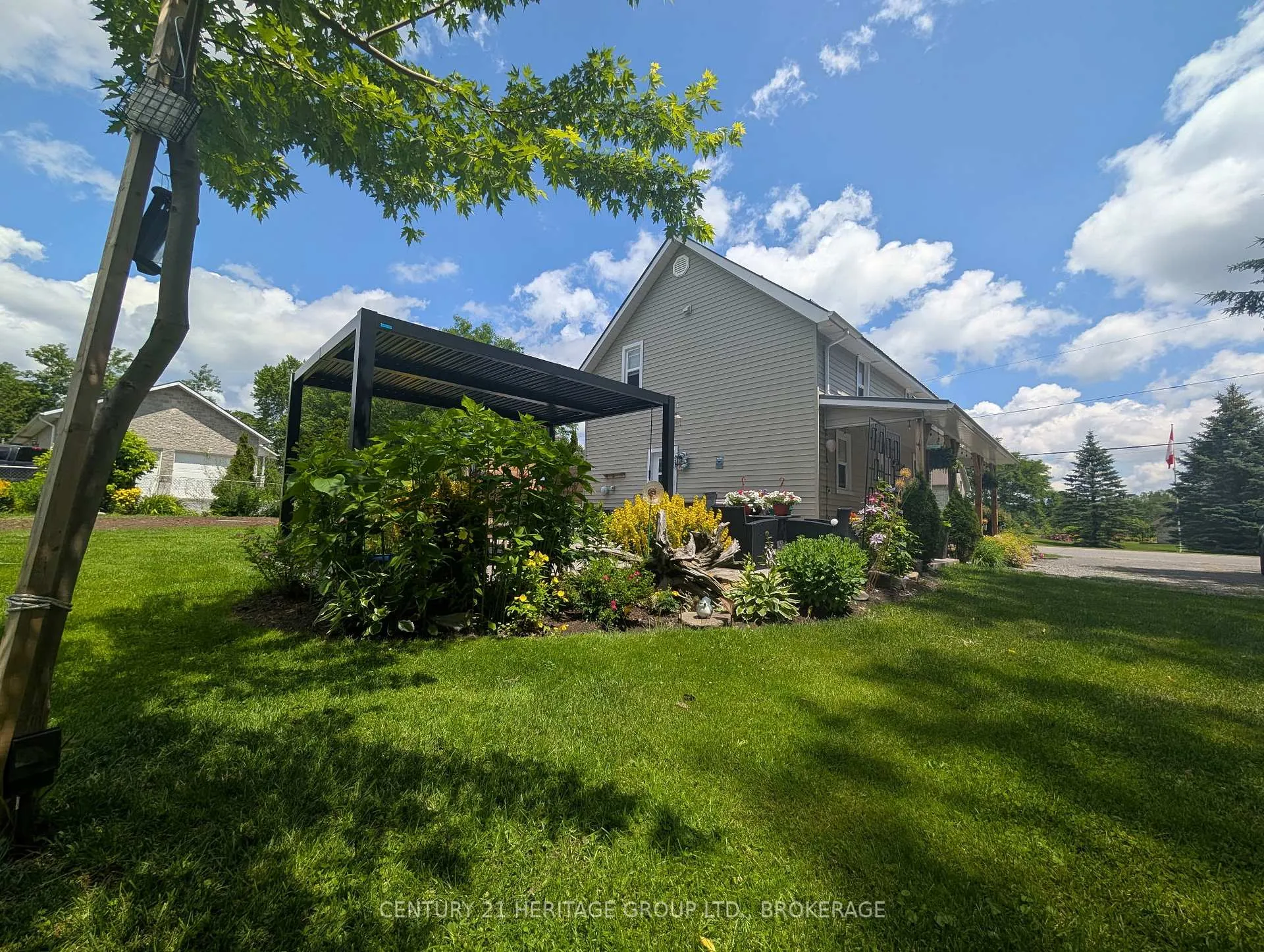 Photo 24 of 269 Simmons Road, Loyalist, Lennox and Addington - South — HOMEH