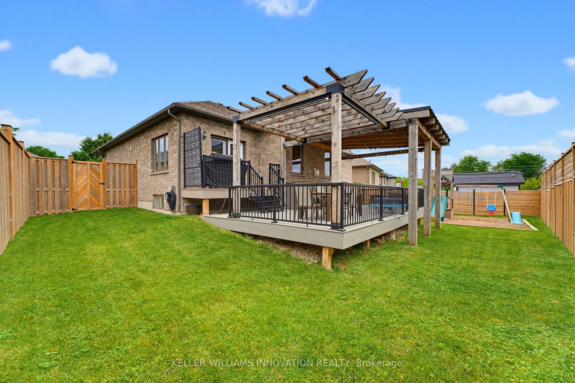 Photo 4 of 680 Rogers Road, North Perth, Listowel — HOMEH
