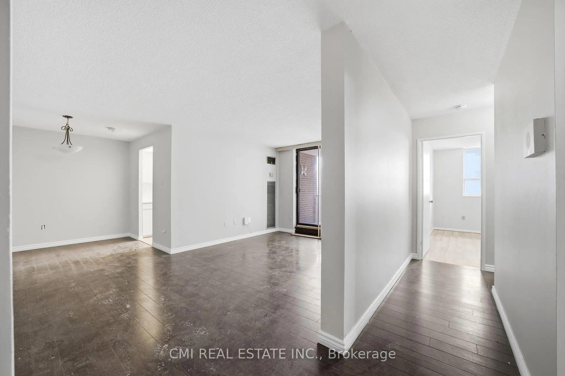 Photo 3 of Unit 506, 3 Lisa Street, Brampton, Queen Street Corridor — HOMEH