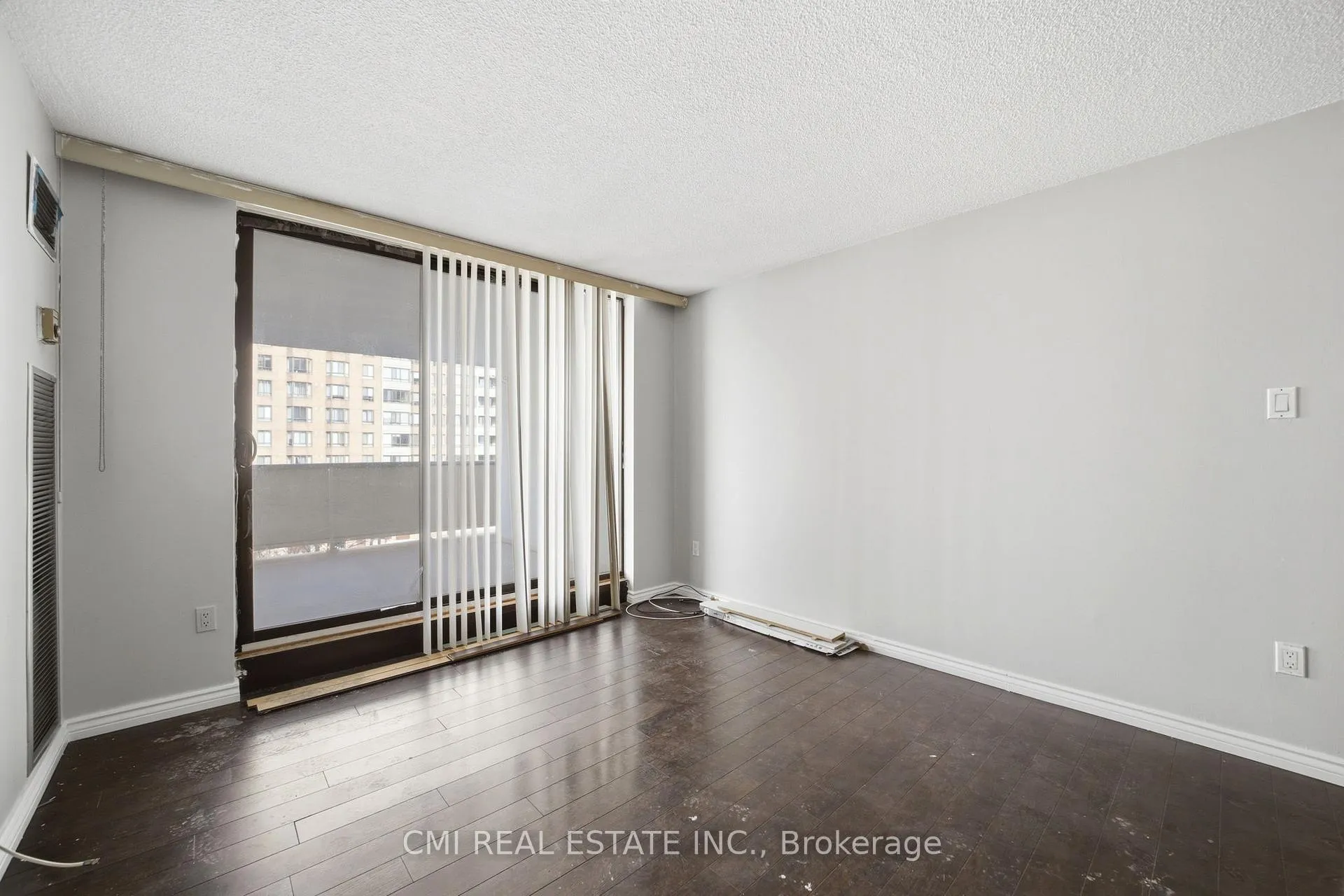 Photo 11 of Unit 506, 3 Lisa Street, Brampton, Queen Street Corridor — HOMEH