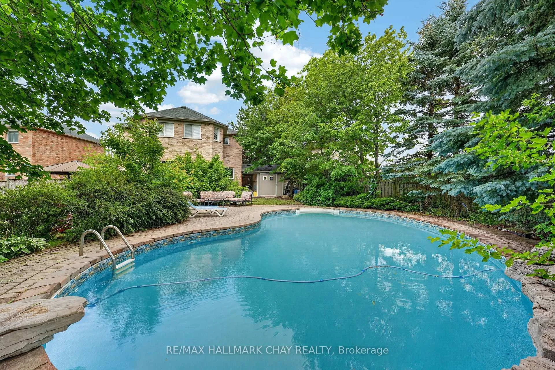 Photo 6 of 19 Smith Street, New Tecumseth, Alliston — HOMEH