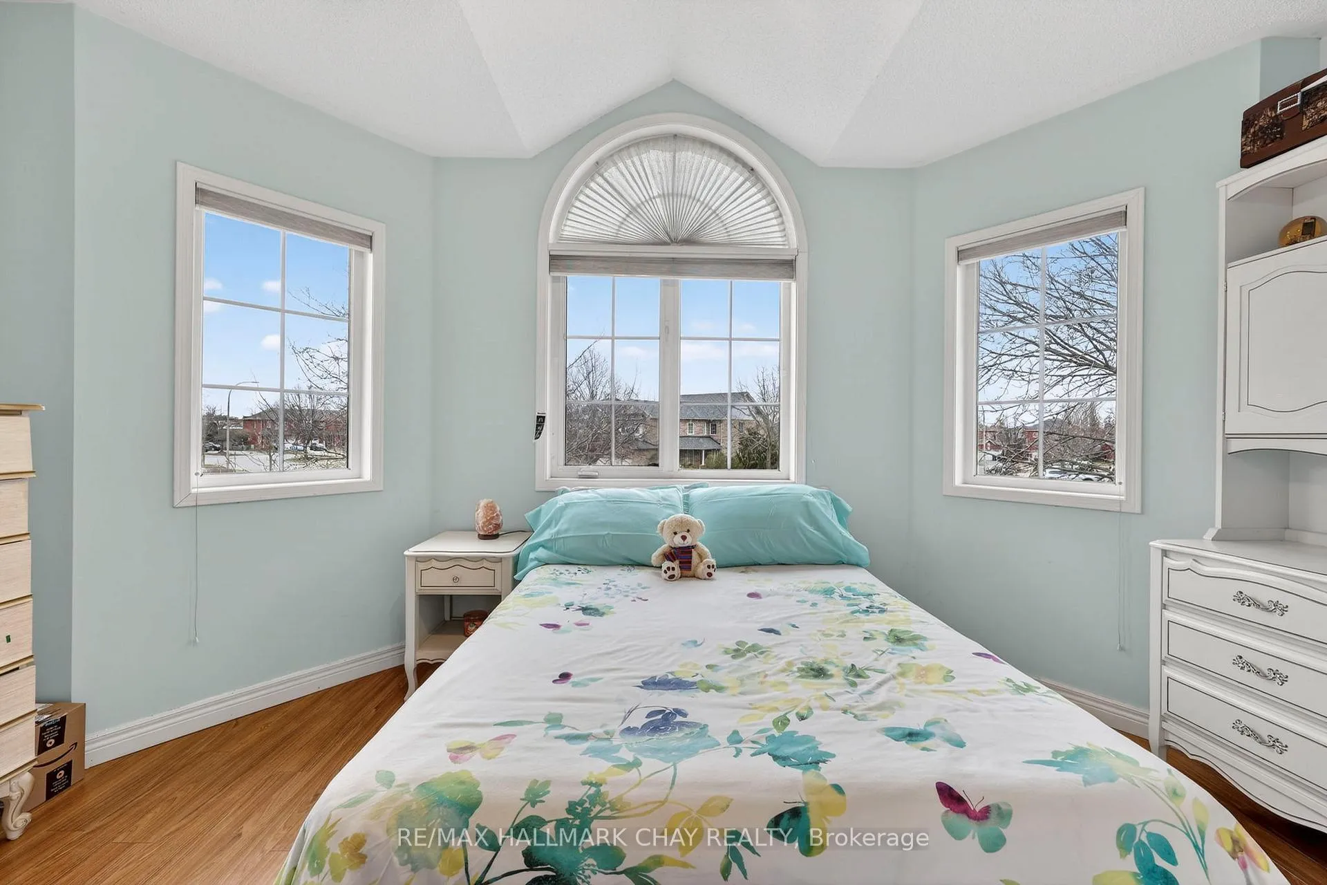 Photo 31 of 19 Smith Street, New Tecumseth, Alliston — HOMEH